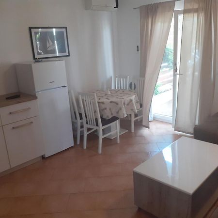 Apartmani Miletic Елса Экстерьер фото