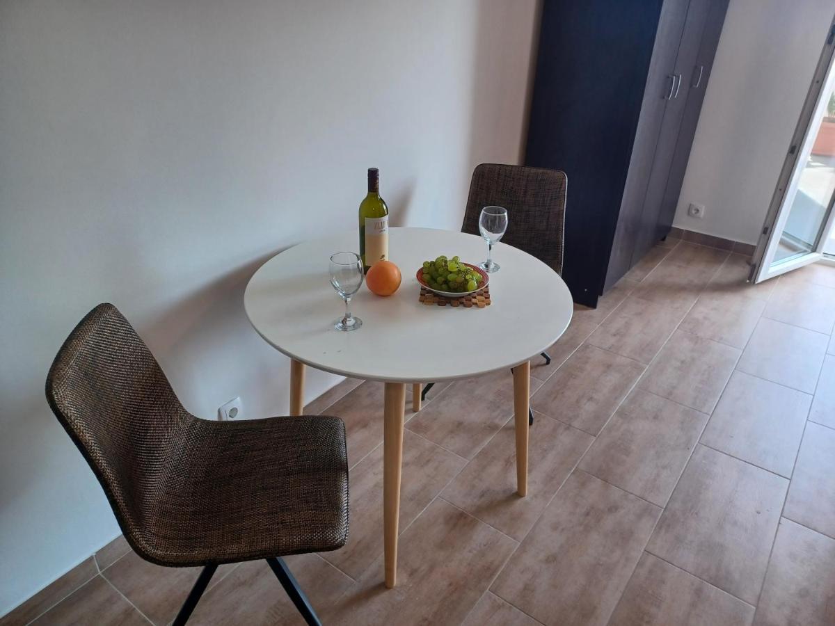 Apartmani Miletic Елса Экстерьер фото