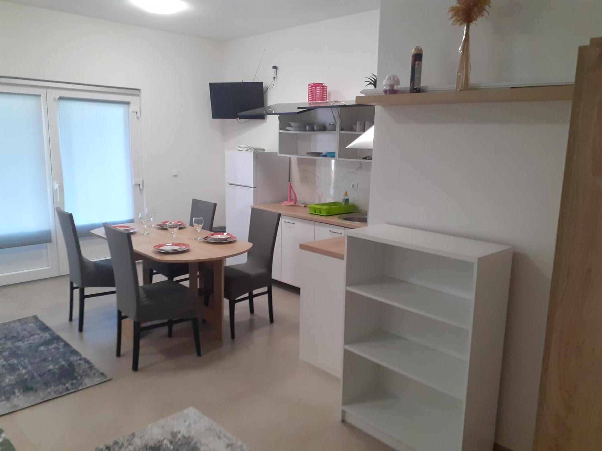 Apartmani Miletic Елса Экстерьер фото