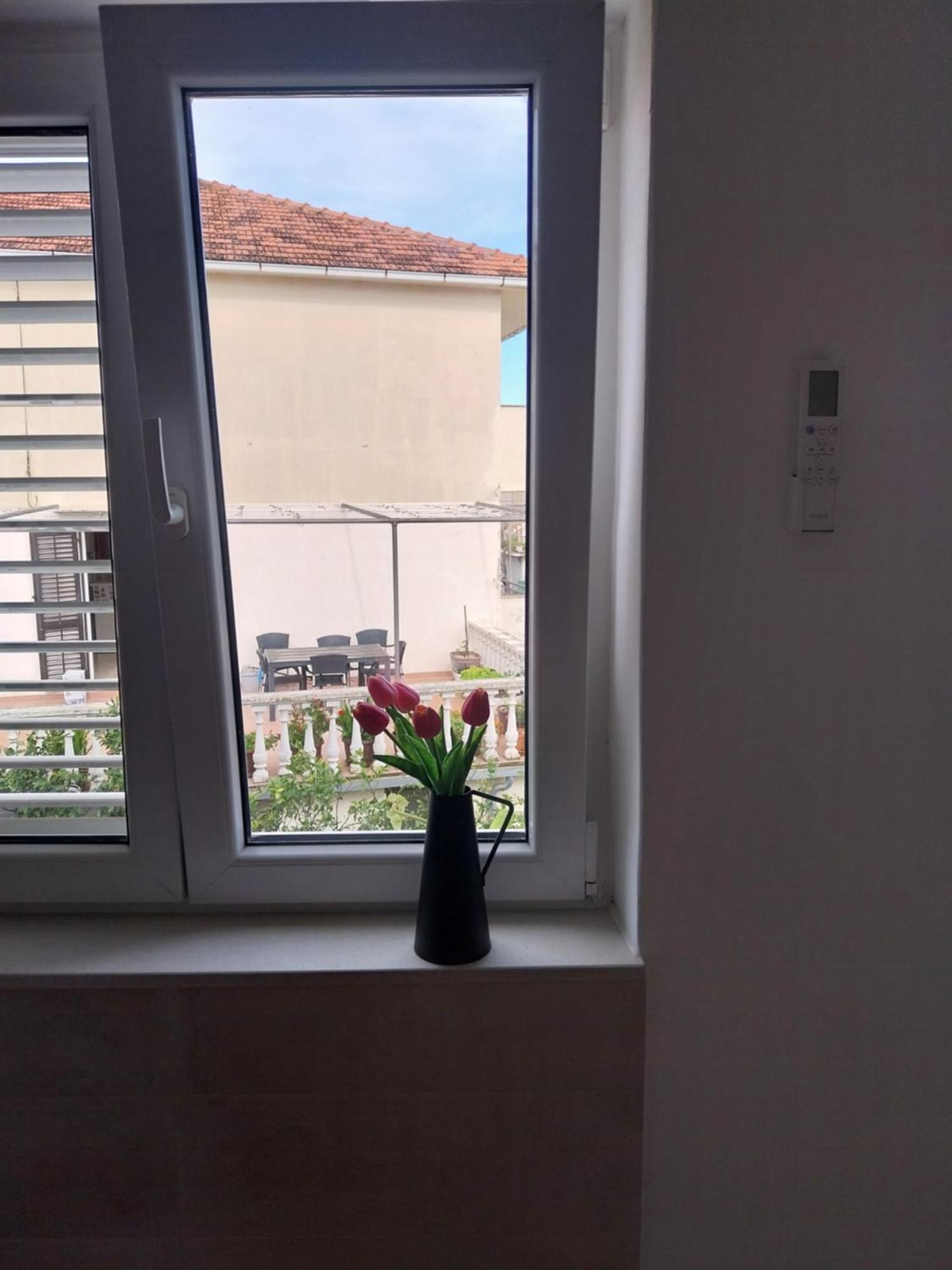 Apartmani Miletic Елса Экстерьер фото