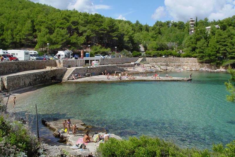 Apartmani Miletic Елса Экстерьер фото
