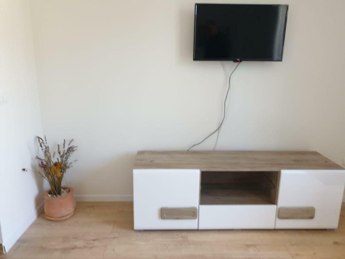 Apartmani Miletic Елса Экстерьер фото
